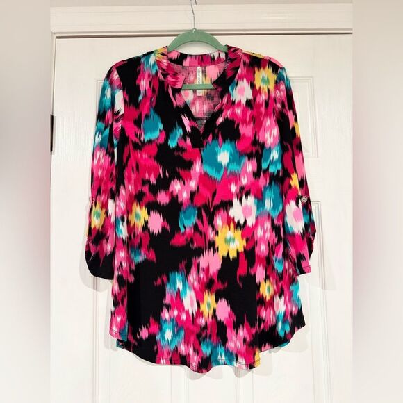 Pink and Black Relaxed Blouse with Mandarin Collar - Picture 1 of 1
